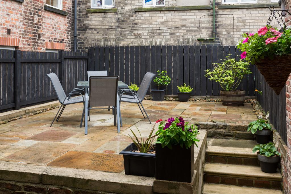 Cintra House Villa Whitby Exterior photo